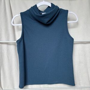 Sweater Tank Top with Turtle Neck Size Small Navy Blue
Livi by Olivia Rae
